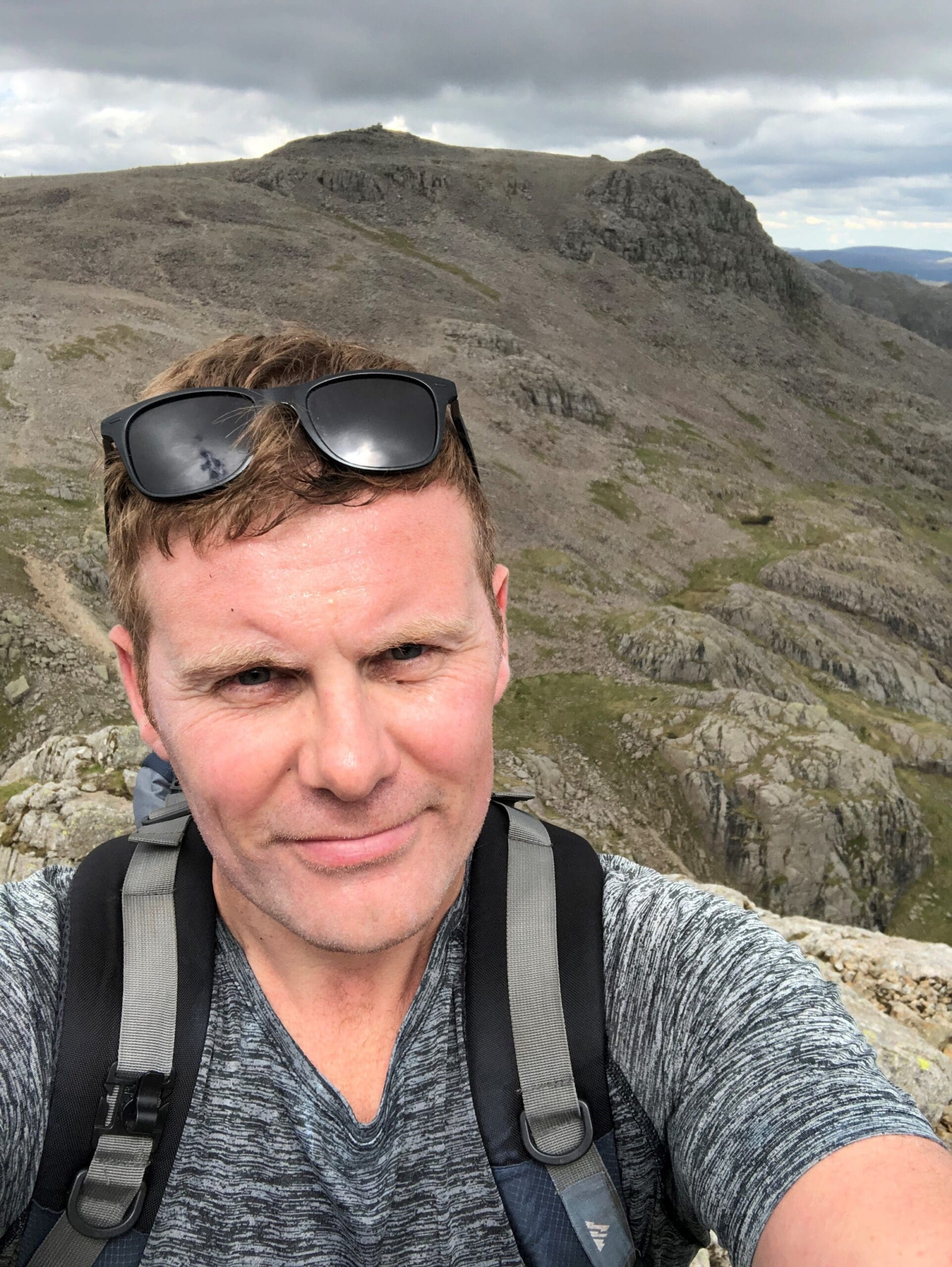 Lee Oliver advice on leading large teams of Field Engineers The Field