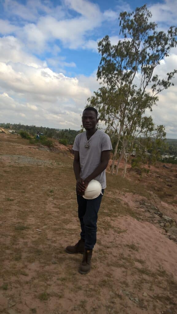 Thomas Odhiambo Okumu Engineer in Power and Renewable Energy out on the ground in Kenya