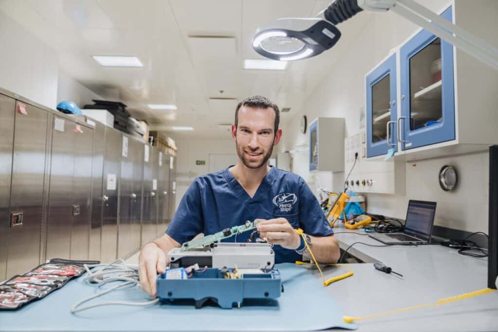 Guido Kortleven Senior Biomedical Technician repairing medical equipment