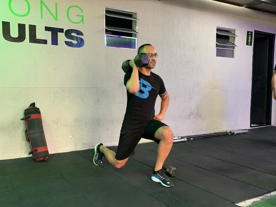 Fausto Cruz healthcare field service engineer keeping fit in the gym