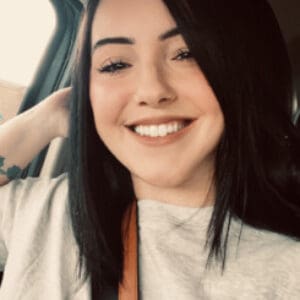 Profile photo of Amanda Stone